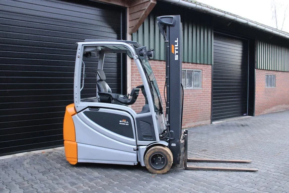 Still  - Afbeelding 1 van 14