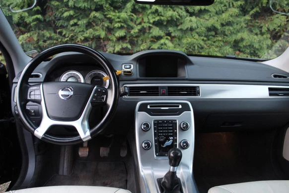 Volvo V70 - Afbeelding 4 van 25
