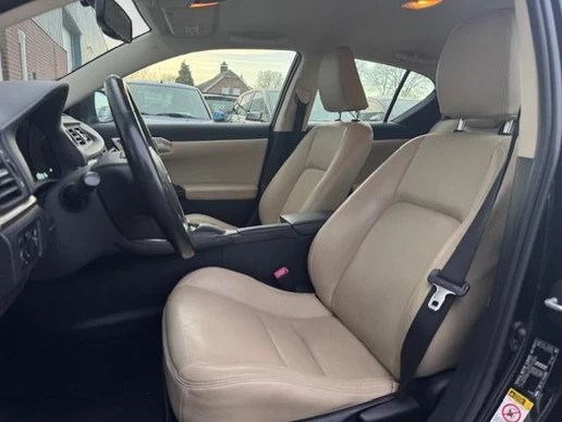 Lexus CT - Afbeelding 12 van 27