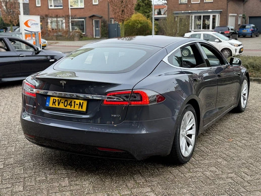 Tesla Model S - Afbeelding 8 van 27