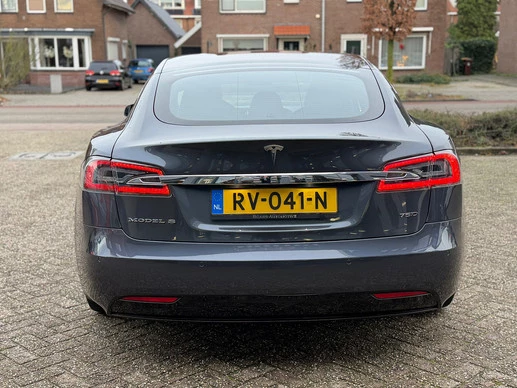 Tesla Model S - Afbeelding 10 van 27