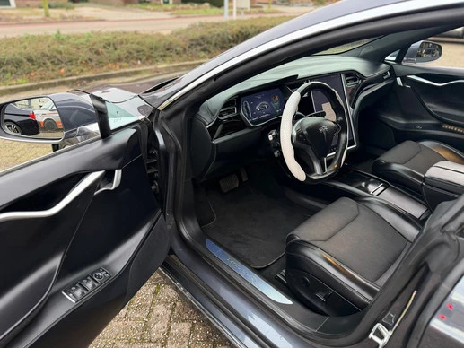 Tesla Model S - Afbeelding 13 van 27