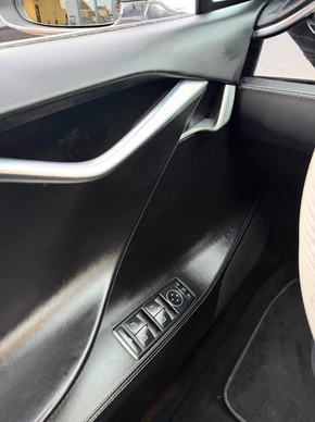 Tesla Model S - Afbeelding 15 van 27