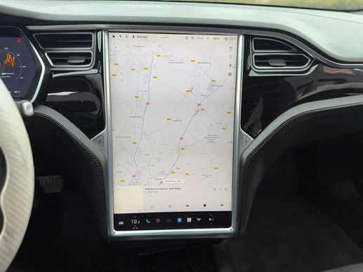 Tesla Model S - Afbeelding 19 van 27