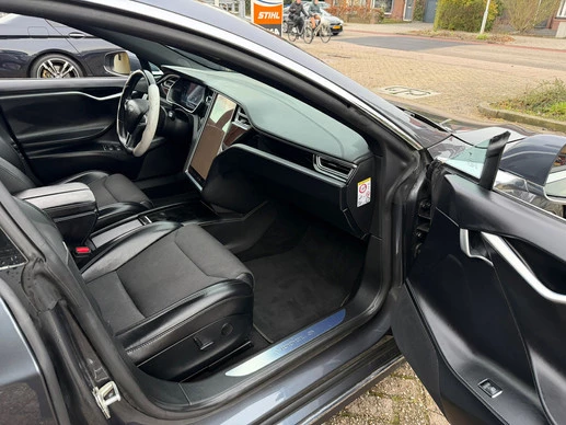 Tesla Model S - Afbeelding 24 van 27