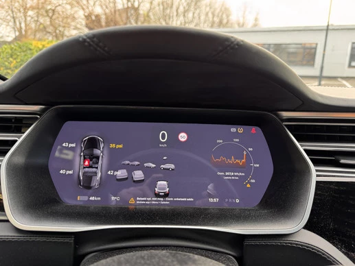 Tesla Model S - Afbeelding 18 van 22