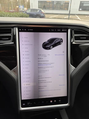 Tesla Model S - Afbeelding 21 van 22