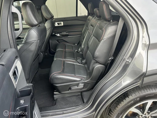 Ford Explorer - Afbeelding 18 van 30