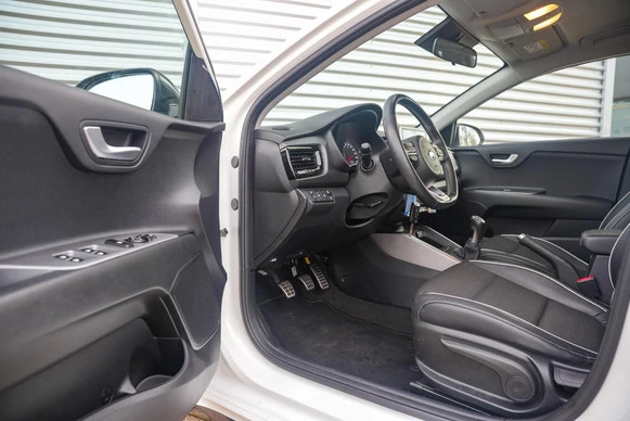 Kia Rio - Afbeelding 6 van 30