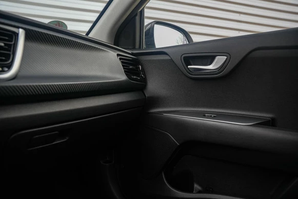 Kia Rio - Afbeelding 24 van 30