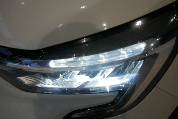 Renault Clio - Afbeelding 24 van 27