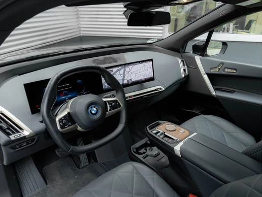 BMW iX - Afbeelding 17 van 30