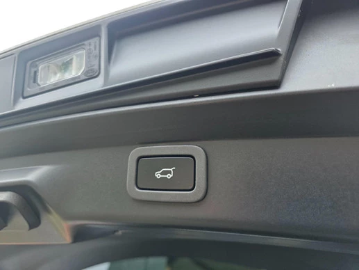 Jaguar I-PACE - Afbeelding 13 van 30