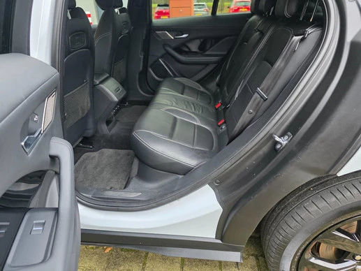 Jaguar I-PACE - Afbeelding 29 van 30