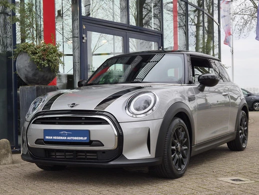 MINI Cooper - Afbeelding 1 van 28