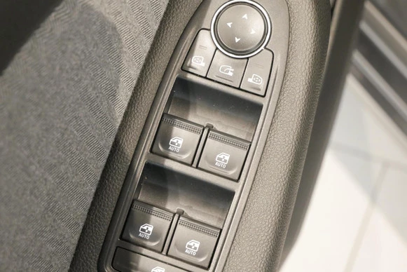 Renault Clio - Afbeelding 26 van 30