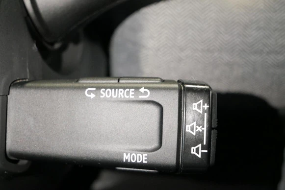 Renault Clio - Afbeelding 27 van 30