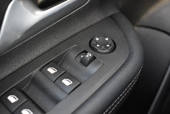 Opel Mokka - Afbeelding 8 van 30