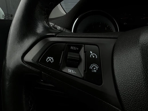 Opel Astra - Afbeelding 23 van 30