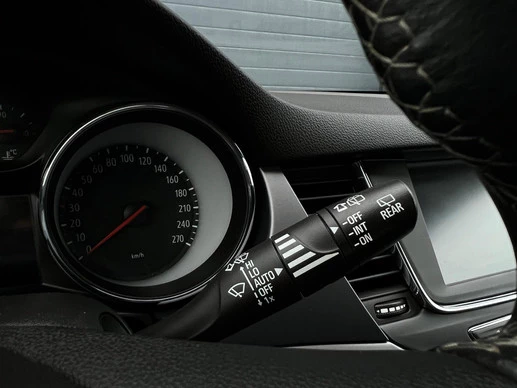 Opel Astra - Afbeelding 26 van 30