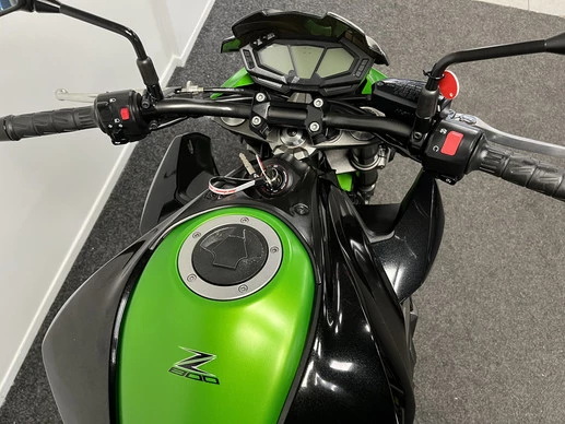 Kawasaki Z800 - Afbeelding 9 van 22
