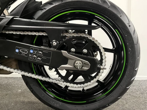 Kawasaki Z800 - Afbeelding 18 van 22