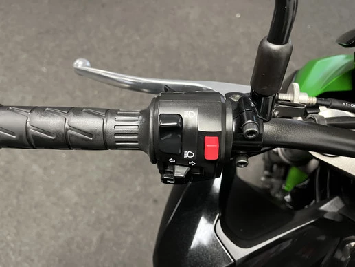 Kawasaki Z800 - Afbeelding 21 van 22