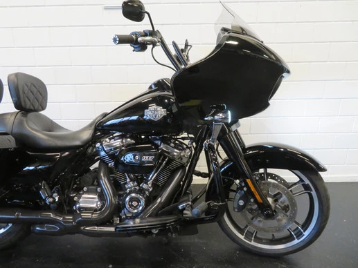 Harley-Davidson Road Glide - Afbeelding 9 van 13