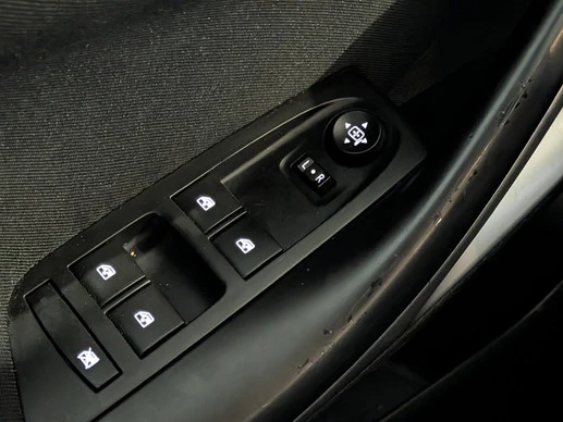 Opel Astra - Afbeelding 17 van 23