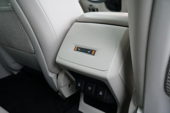 Jaguar I-PACE - Afbeelding 21 van 30