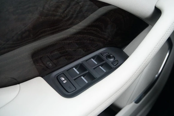 Jaguar I-PACE - Afbeelding 24 van 30