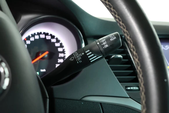 Opel Astra - Afbeelding 22 van 25