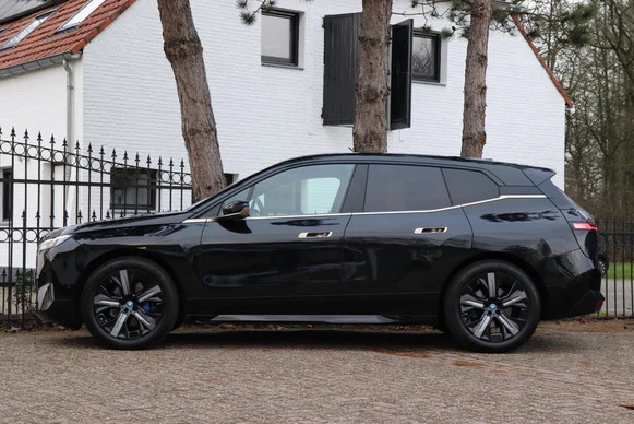 BMW iX - Afbeelding 2 van 30
