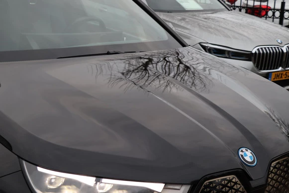 BMW iX - Afbeelding 28 van 30