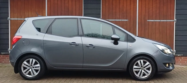 Opel Meriva - Afbeelding 2 van 24