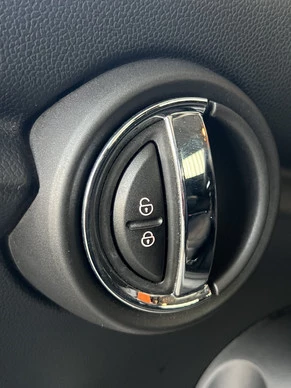 MINI Cooper - Afbeelding 27 van 28