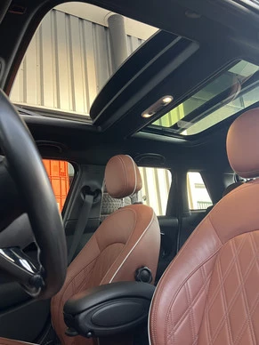 MINI Cooper - Afbeelding 15 van 30