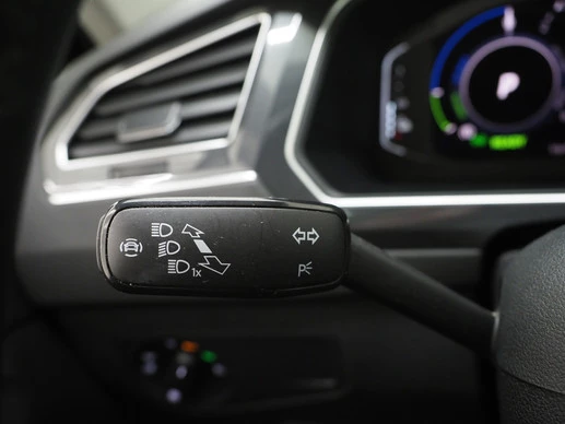 Volkswagen Tiguan - Afbeelding 20 van 30