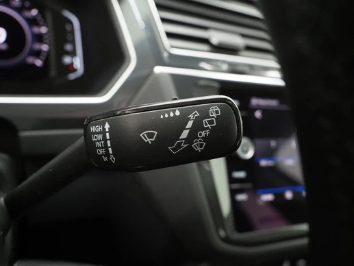 Volkswagen Tiguan - Afbeelding 23 van 30
