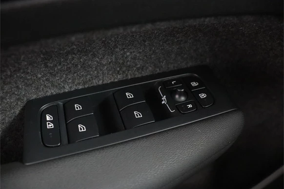 Volvo XC40 - Afbeelding 29 van 30