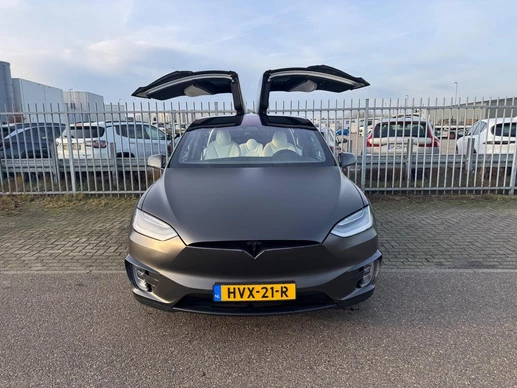 Tesla Model X - Afbeelding 3 van 30