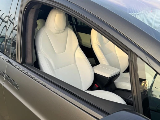 Tesla Model X - Afbeelding 11 van 30