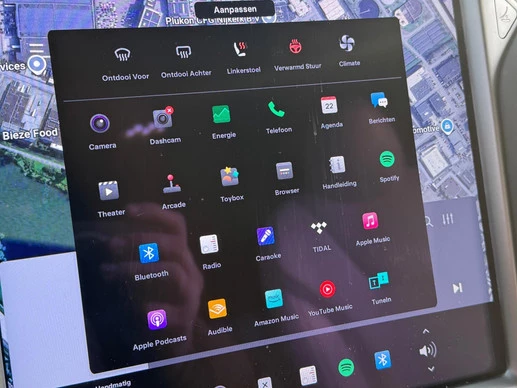 Tesla Model X - Afbeelding 28 van 30