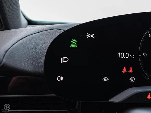 Porsche Taycan - Afbeelding 24 van 30