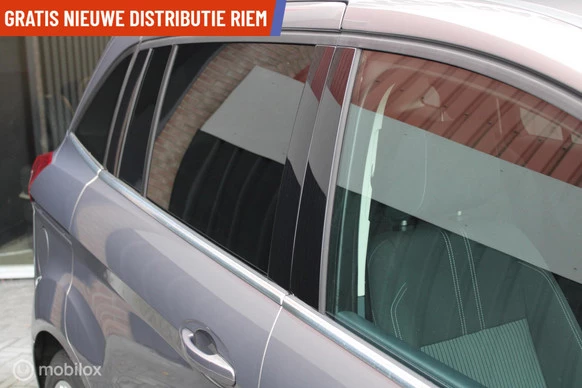 Ford Grand C-Max - Afbeelding 25 van 30