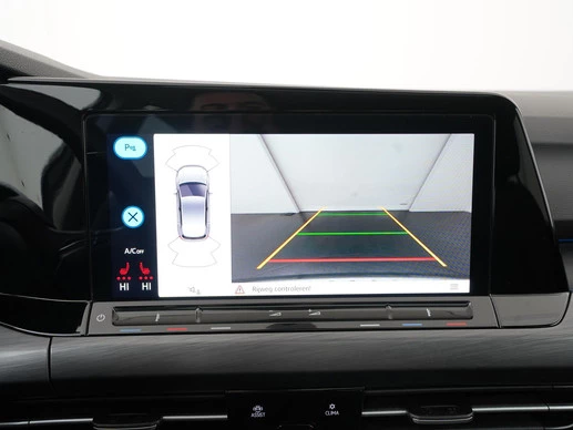 Volkswagen Golf - Afbeelding 16 van 30