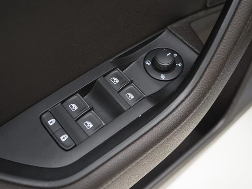 Škoda Superb - Afbeelding 19 van 30