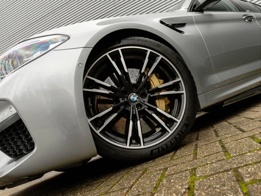BMW M5 - Afbeelding 11 van 30