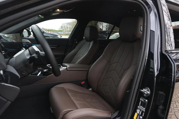 BMW i5 - Afbeelding 13 van 30