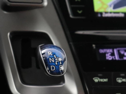 Toyota Prius - Afbeelding 15 van 30